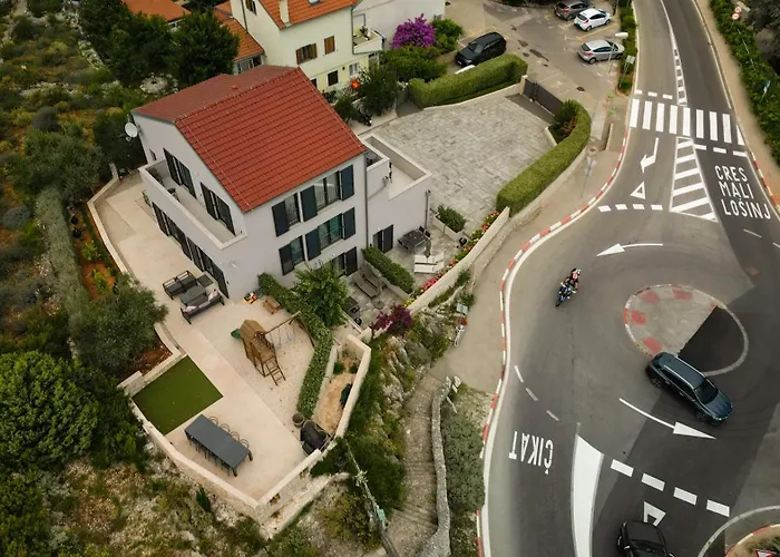 Valbay Residence